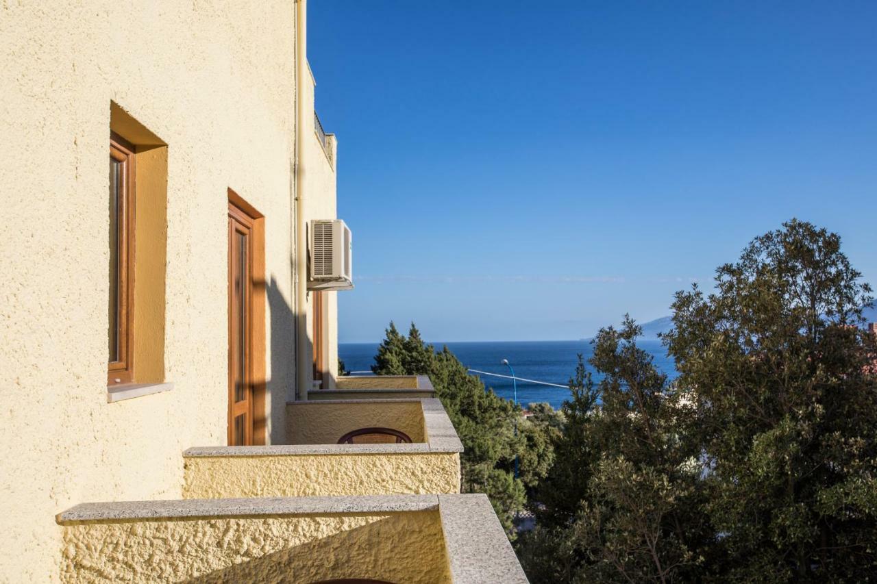 Hotel La Playa Cala Gonone Εξωτερικό φωτογραφία