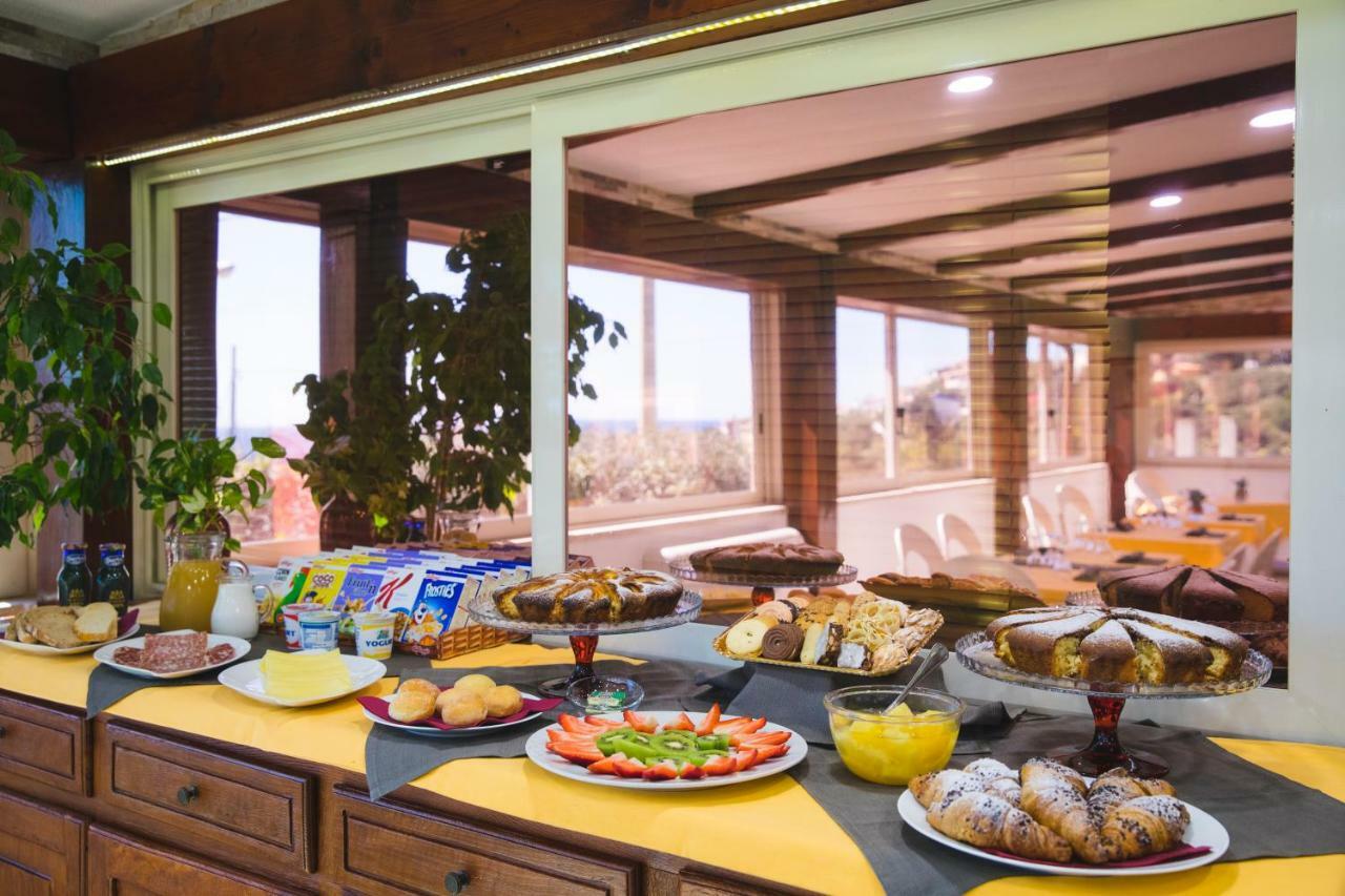 Hotel La Playa Cala Gonone Εξωτερικό φωτογραφία